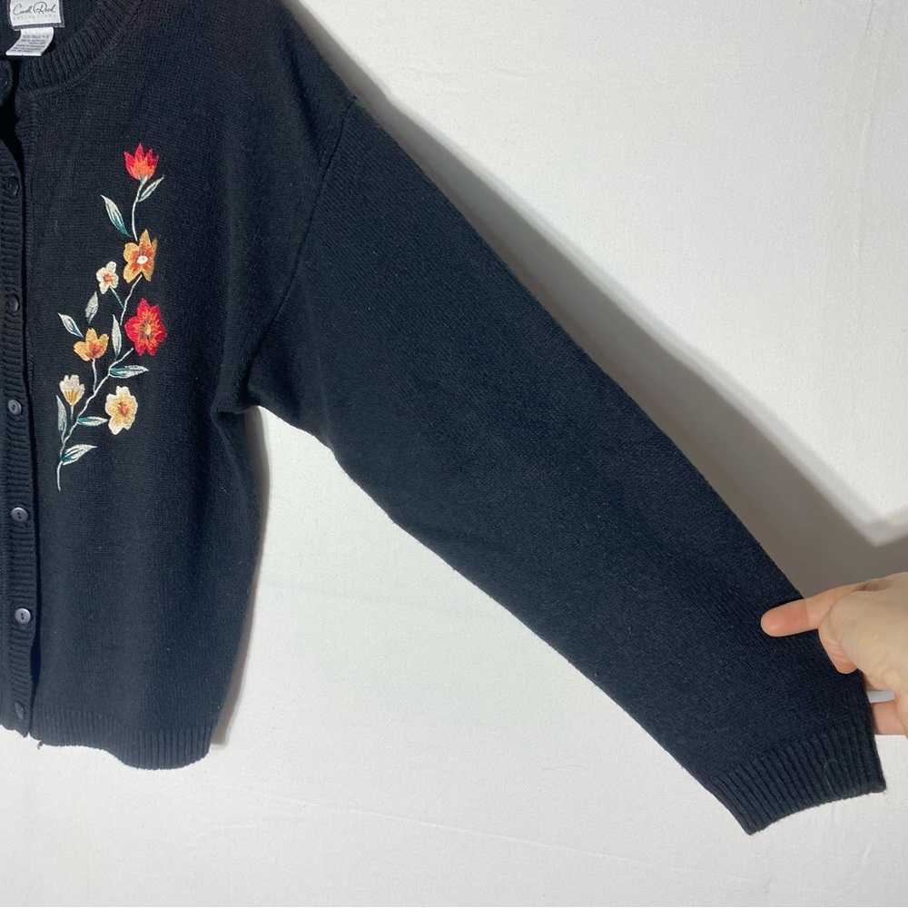 Vintage Carroll Reed Collections Floral Embroidered Black Cardigan Sweater L - Picture 10 of 16